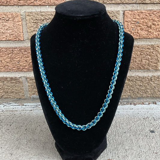 Shades of Blue Classic Chain